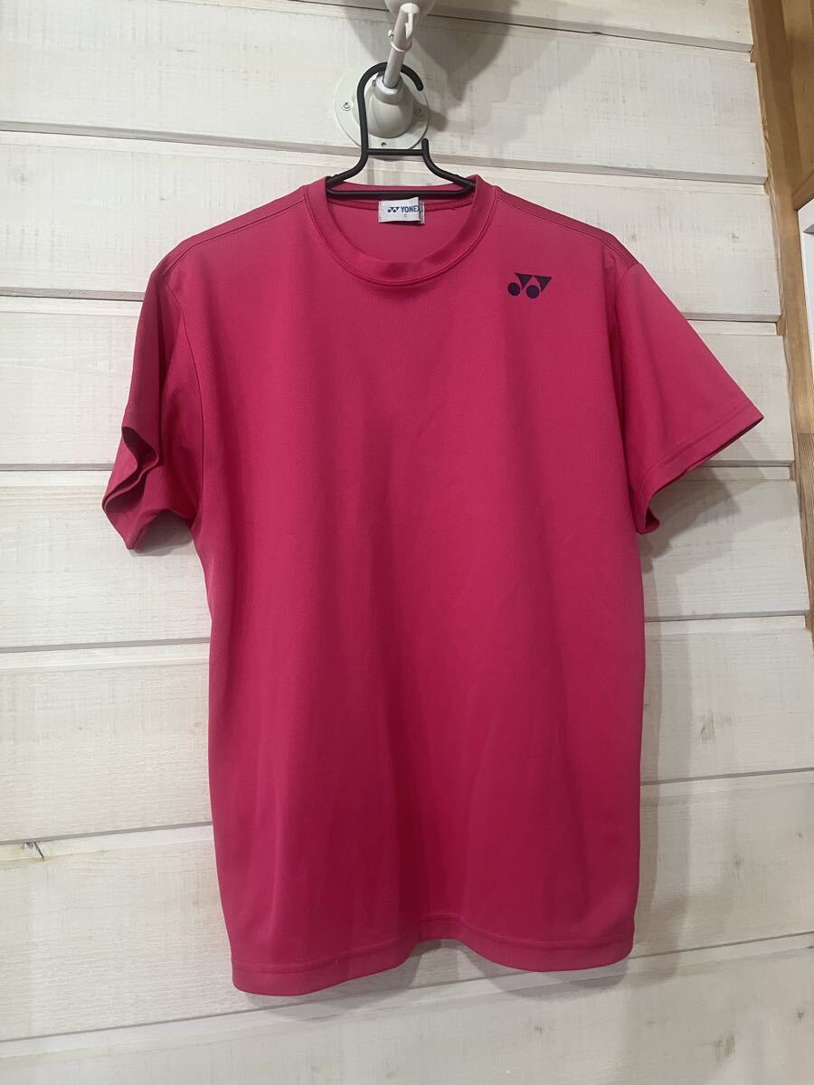 ☆ヨネックスyonex Tシャツ 半袖Tシャツ バドミントン テニス美品☆拍卖