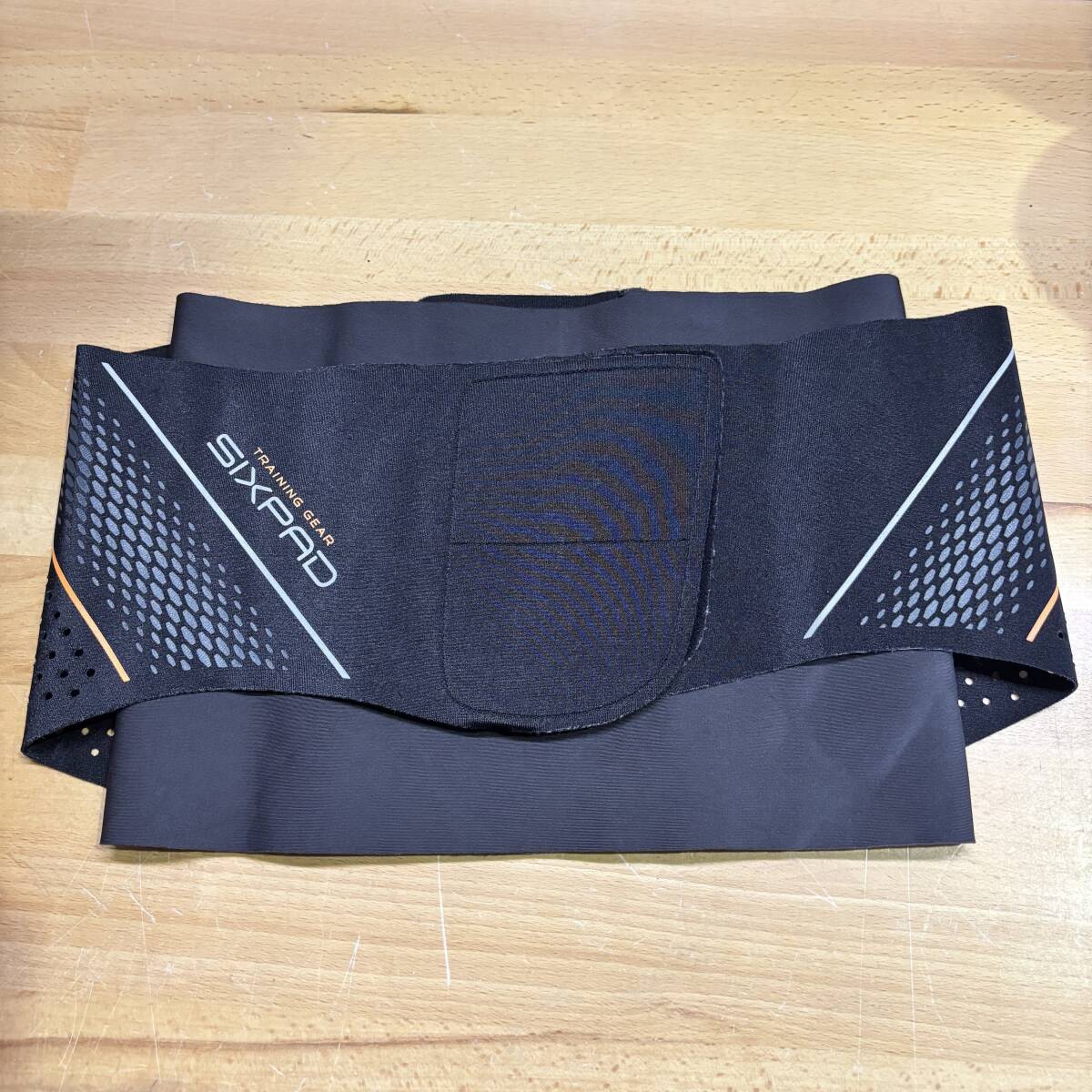 シックスパッド トレーニングスーツ LL拍卖