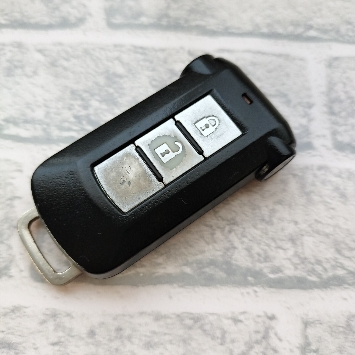 ☆送料無料/ミツビシ/4ボタン/デリカD5/スマートキー/キーレス☆A2503-8-22拍卖