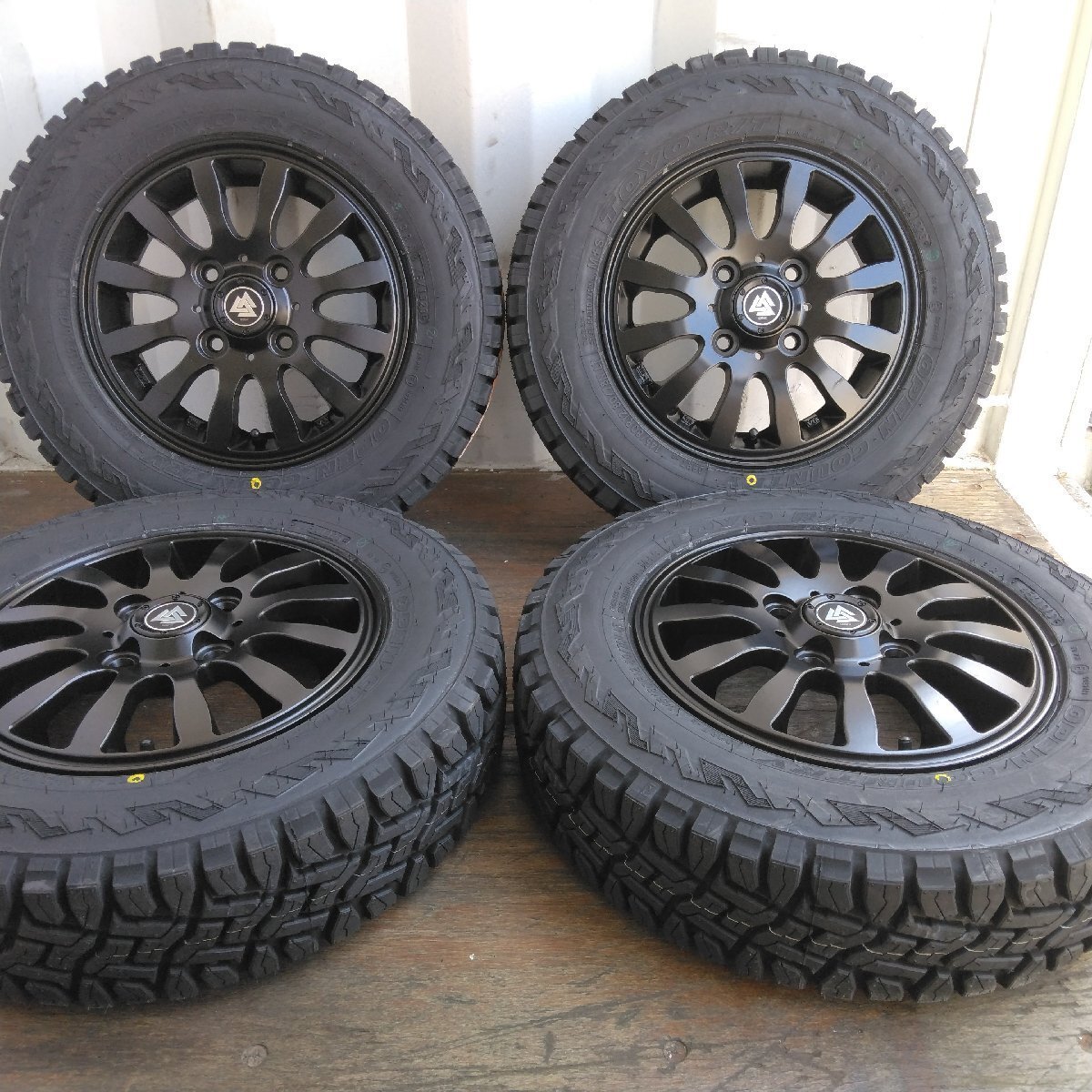 キャリィ タイヤホイールセット 新品4本セット TOYO オープンカントリーRT 145/80R12 MUD-Xⅱ 12インチ拍卖