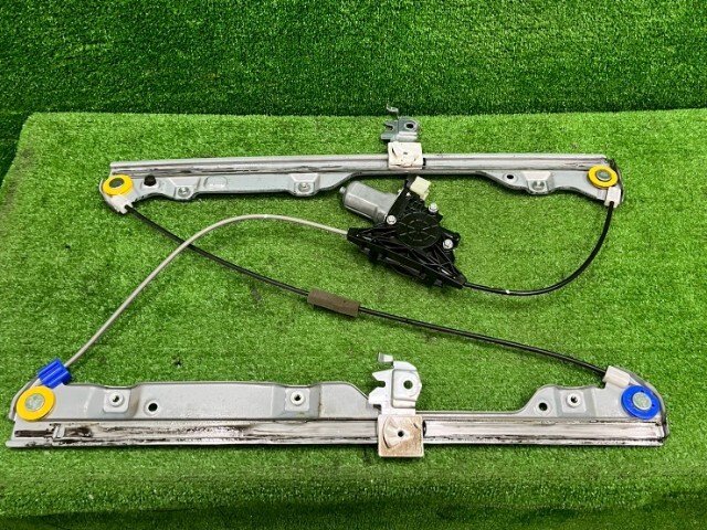 ニッサン セレナ HFC26 フロントドア右 レギュレター(モーター付き)拍卖