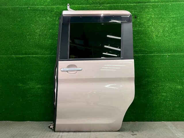 ダイハツ タント  LA600S LA610S リアドア左 67004-B2220 カラーT22拍卖