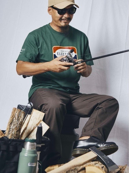 【即決】新品・未使用 ELECTRIC CONDUIT S/S TEE IVY GREEN XLサイズ フロントプリント グリーンコットンT ボルトロゴ 27%OFF拍卖
