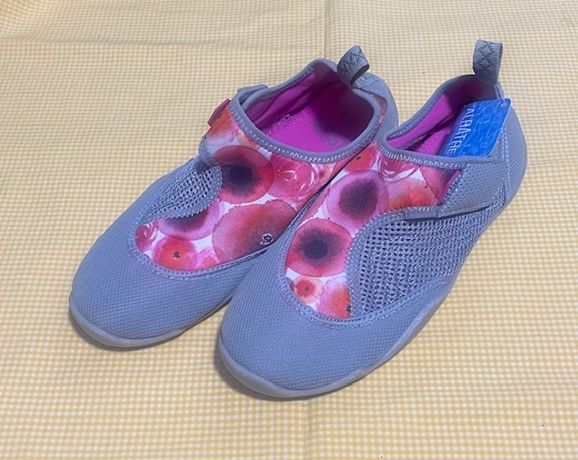 【即決・送料込】新品・未使用 ALBATRE ウォーターシューズAL-A210 フローラルピンク22cm 海水浴川遊び水遊びキャンプに足裏保護拍卖