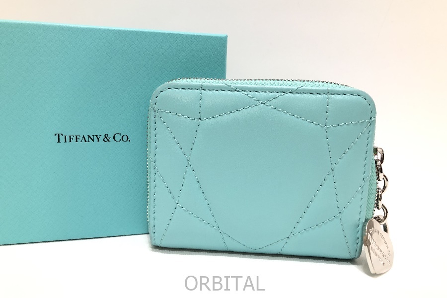 経堂) Tiffany & Co リターン トゥ ティファニー パデッド スモール ウォレット ティファニーブルー 2025年5月購入 定価8万拍卖