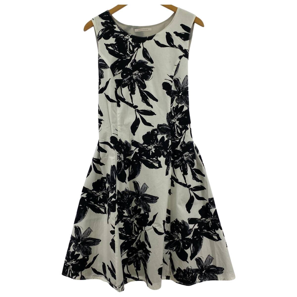 MERCURYDUO マーキュリーデュオ 花柄 ノースリーブ ワンピース sizeM/ホワイト ゆうパケットOK拍卖