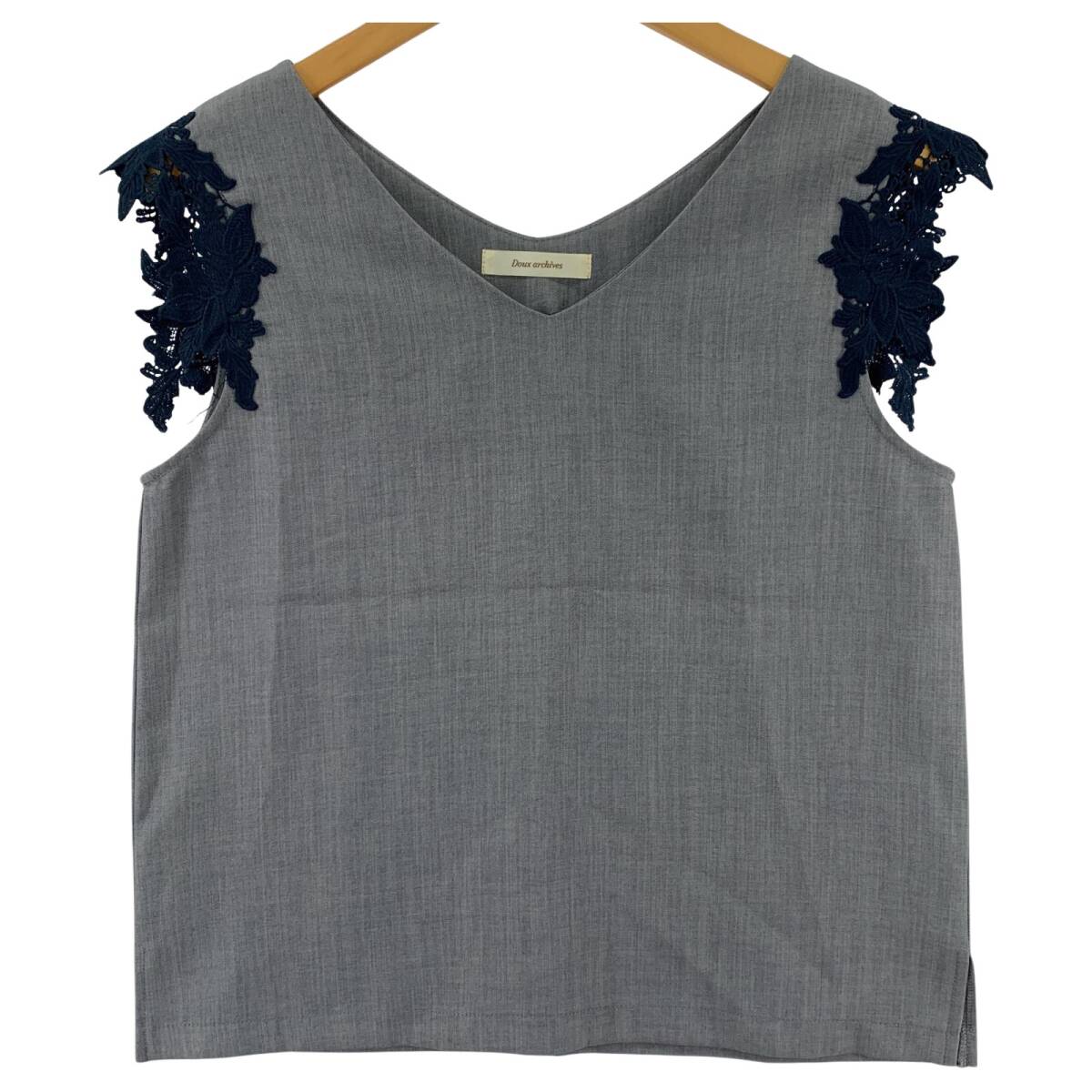 Doux archives ドゥアルシーヴ フレンチスリーブ カットワーク ブラウス sizeM/グレー ゆうパケットOK拍卖