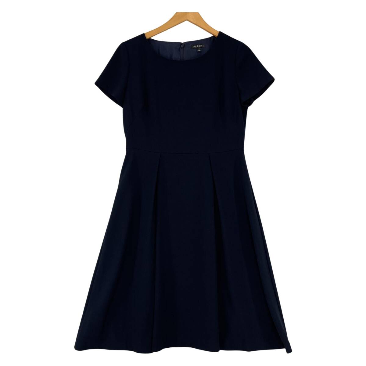 INDIVI インディヴィ ノースリーブ ツータック ワンピース size36/ネイビー拍卖