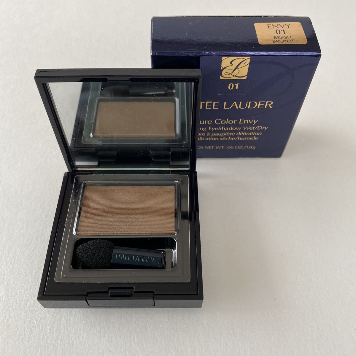 エスティローダー ピュアカラーエンヴィ アイシャドウ 01 ブラッシュブロンズルミナス アイカラー拍卖