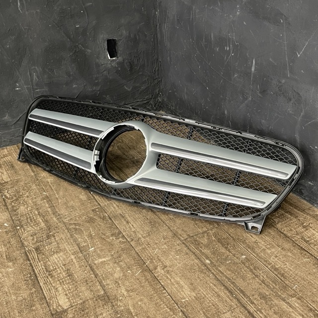 メルセデスベンツ フロントグリル 【中古】A1568880460 11279981 PA6 GFト5 カー用品 /513834拍卖