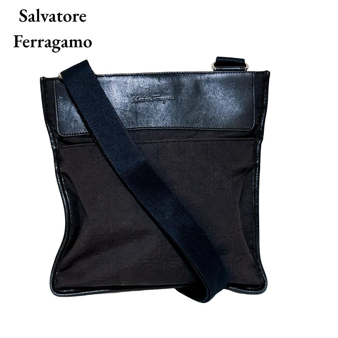 フェラガモ ガンチーニ ショルダーバッグ ナイロン レザー ブラック拍卖