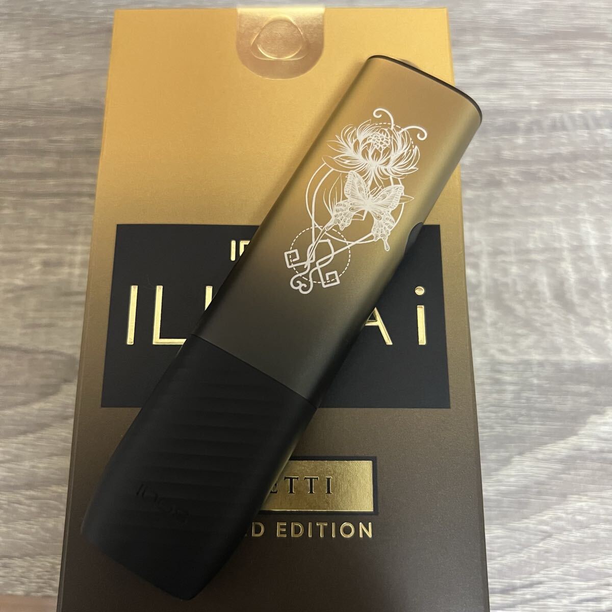 IQOS イルマ i ワン セレッティ モデル アイコスイルマiワン 限定色  IQOS i ワン iqos拍卖