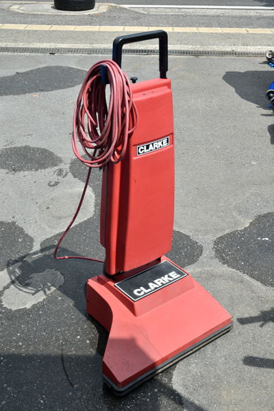 FE123 ドイツ製 CLARKE 業務用 カーペット用 バキュームクリーナー 掃除機 120V 60Hz拍卖