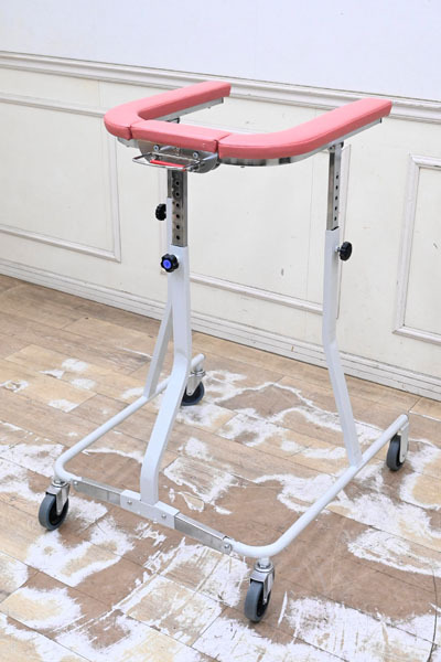 EF046 ニッシン 日進医療器 折りたたみ式 歩行車 折り畳み 折畳 歩行補助器 歩行車 福祉 介護 歩行器 高さ調節拍卖