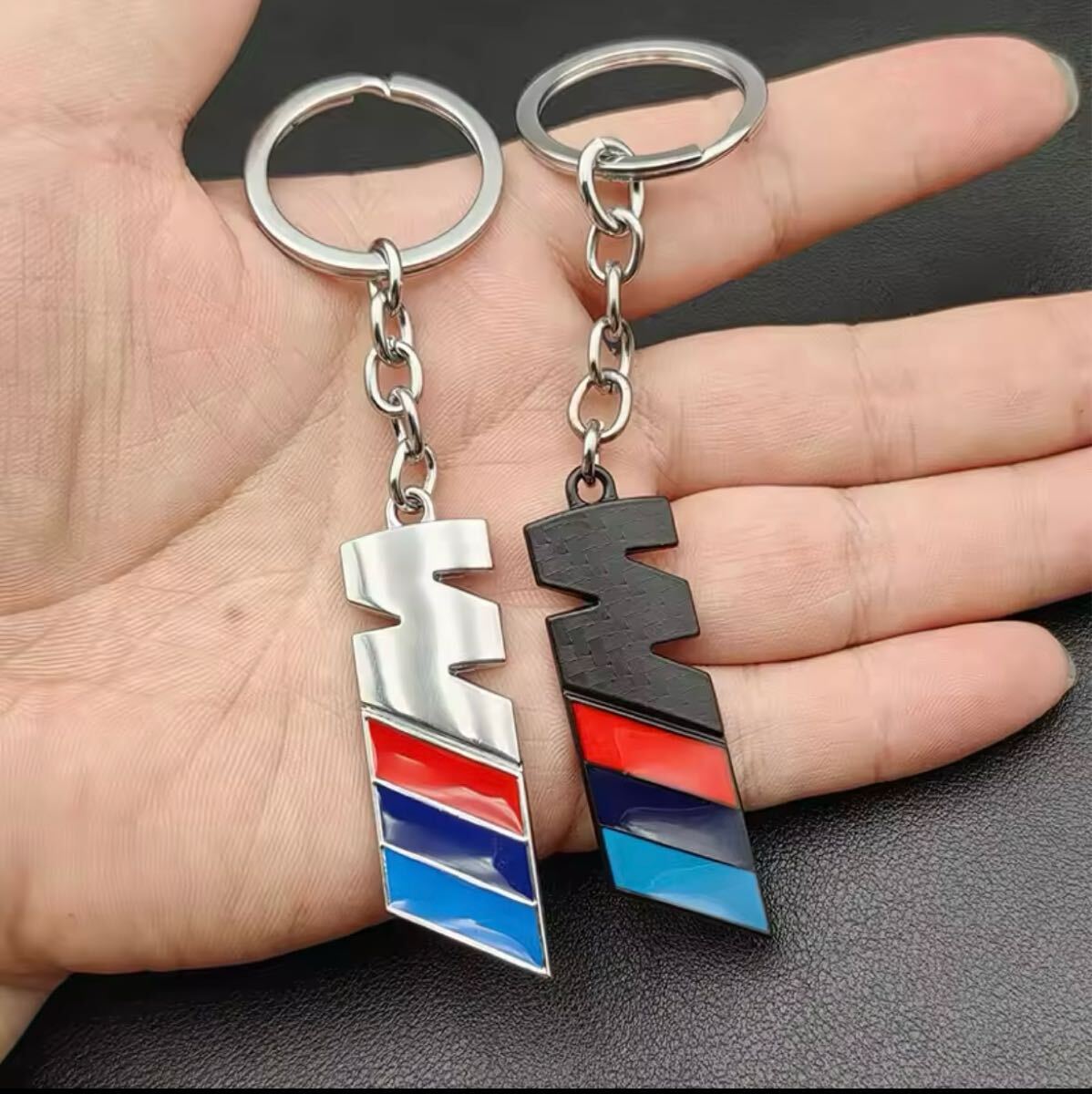 BMW Mスポーツ ロゴ キーホルダー キーリング キーチェーン カーボン M2/M3/M4/M5/M6/M7/M8シリーズ等拍卖