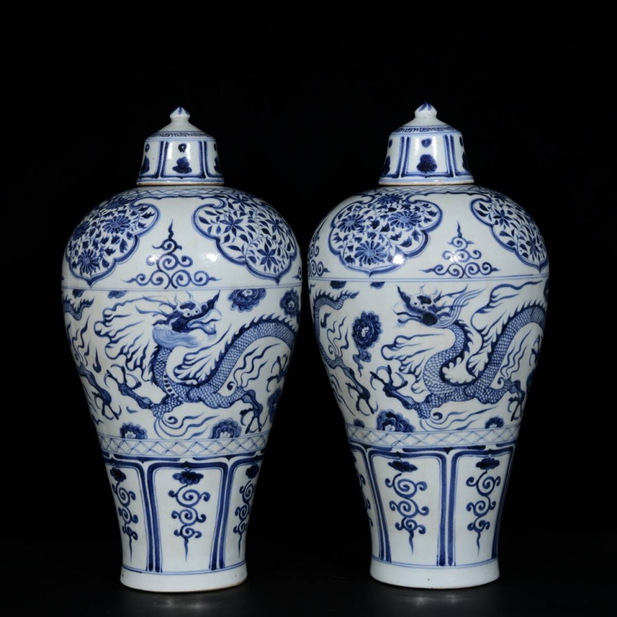zz8|6110 中国磁器 陶芸 磁器『元鯖龍紋梅瓶です』施釉陶 古代工芸品 陶芸 精美彫 置物 收藏品拍卖