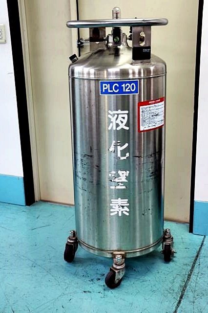 MVE ステンレス製 加圧式液体窒素容器 M4493 PLC120 / PLC-120 DOT-4L200 (※送料0円表示でも別途発生します) 59557Y拍卖