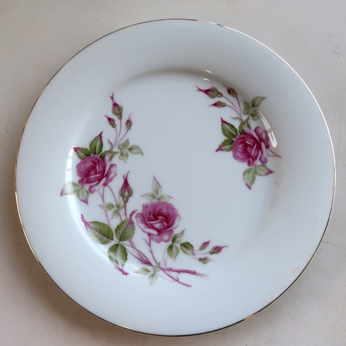 レトロ バラ柄 王冠に花 FINE CHINA JAPAN ディナープレート 中古拍卖