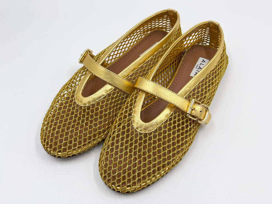 ALAIA アライア レディース フィッシュネット製バレリーナ バレエシューズ フラットシューズ ゴールド サイズ:38 AA3A029TK028 - 220拍卖