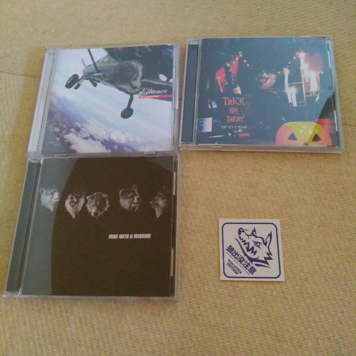 MAN WITH A MISSION distance 初回限定盤 CD+DVD TRICK OR TREAT e.p. CD MAN WITH A MISSION CD ステッカー付き 3枚 セット マンウィズ拍卖