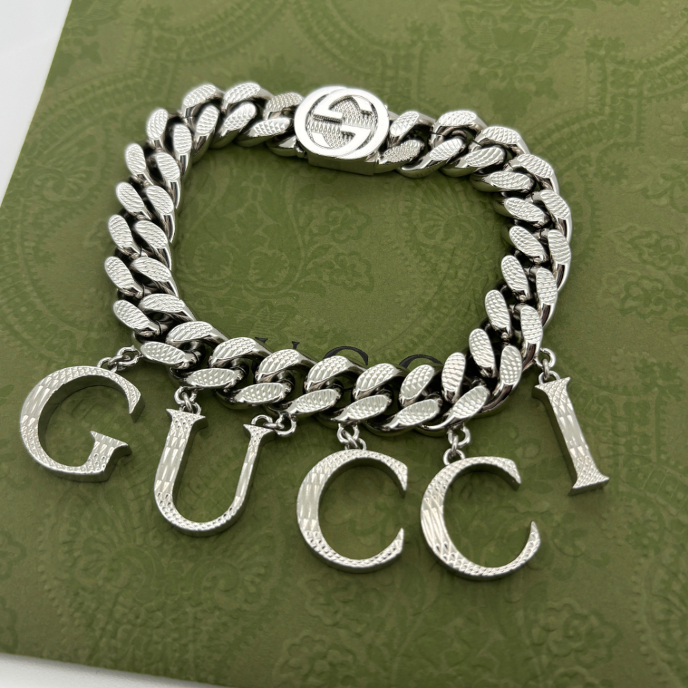 希少 グッチ チャーム ブレスレット シルバーメタル インターロッキングG ロゴ拍卖