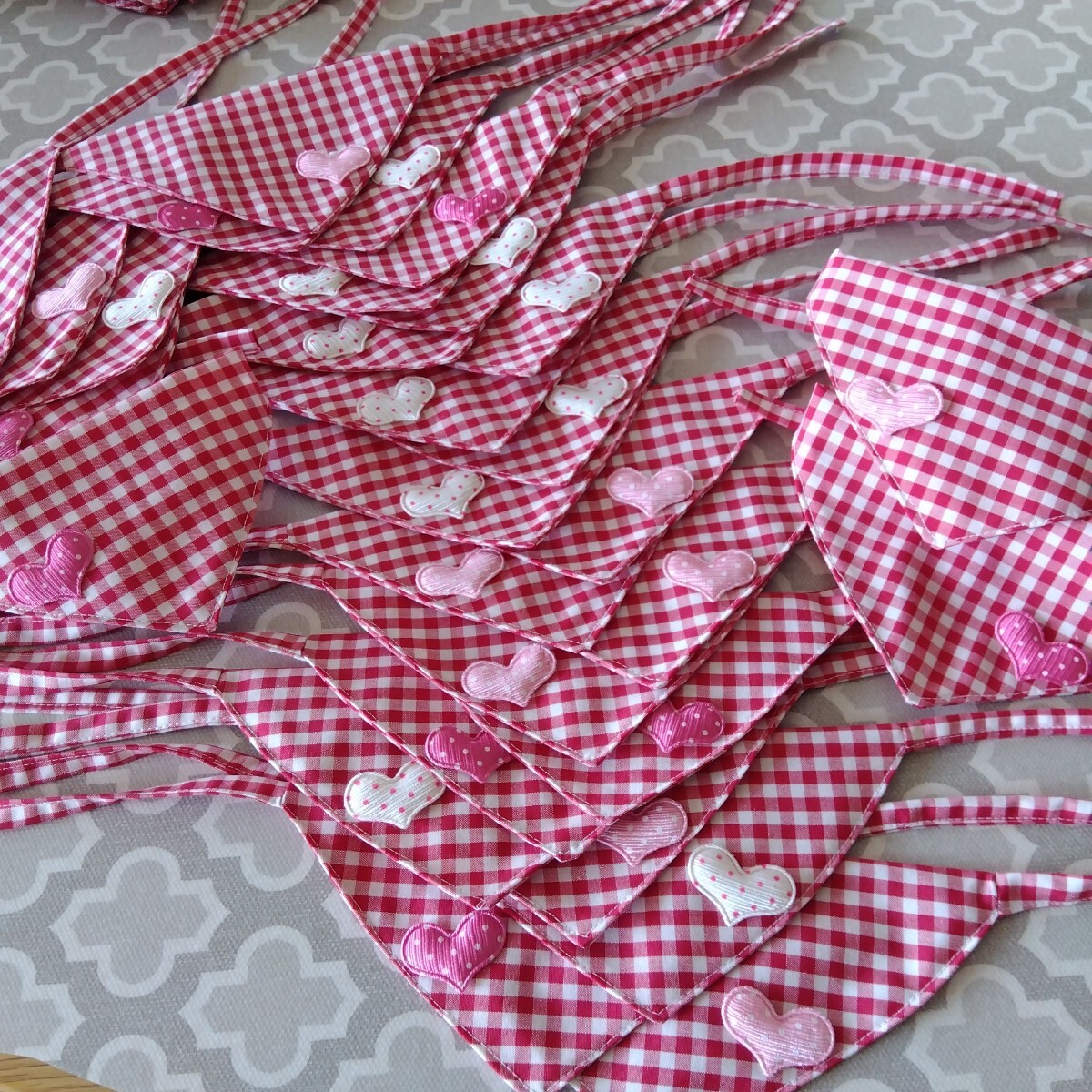 処分セール!*赤チェック柄 犬用バンダナ 30枚(小型犬用)ご注文いただいてから 製作します拍卖