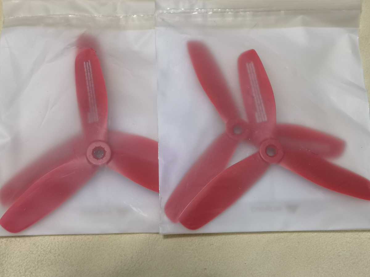 ワルケラ walkera F215 プロペラ 1台分拍卖