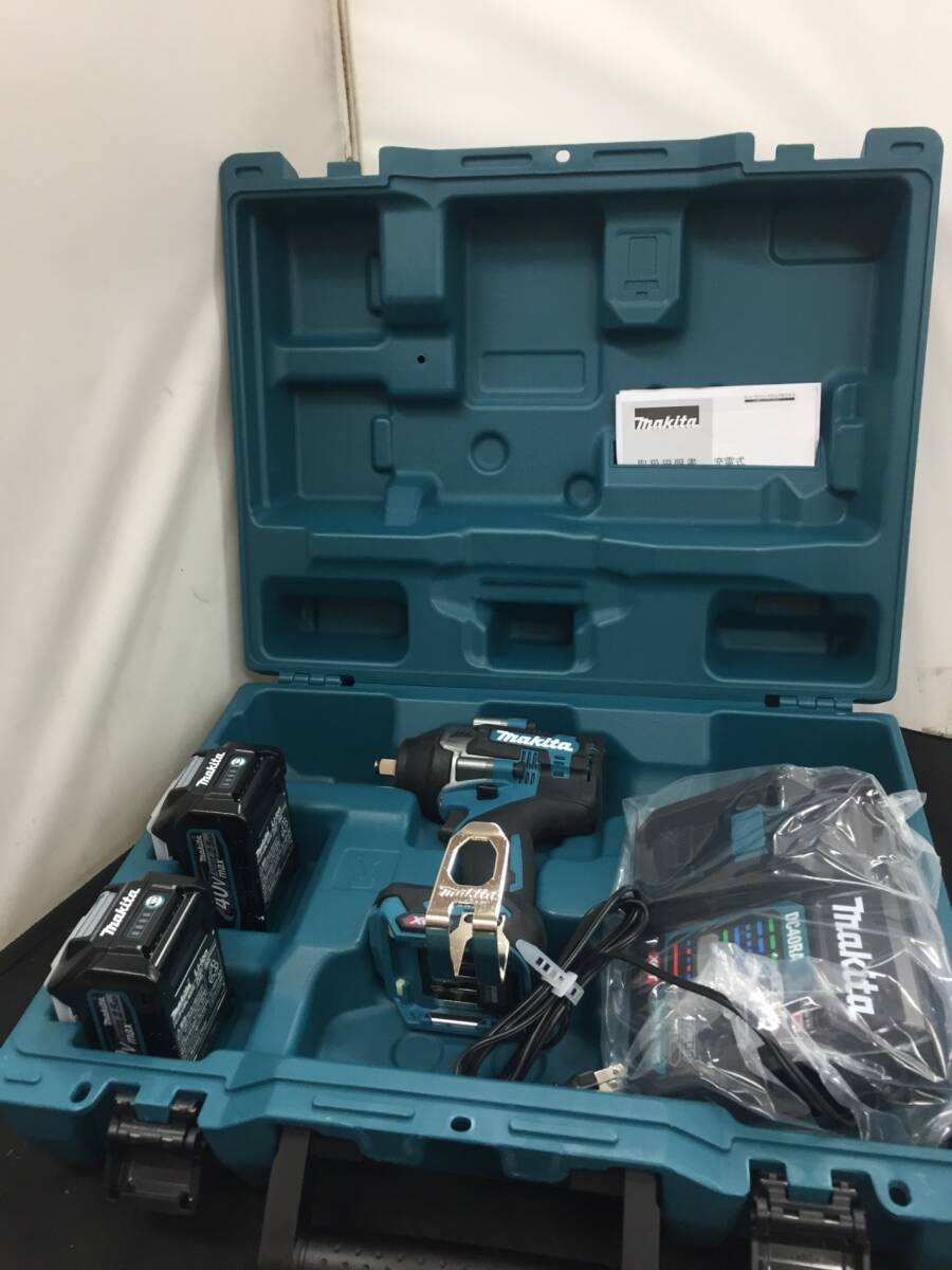 【未使用】makita(マキタ) 40v充電式インパクトレンチ (2.5Ahバッテリx2/充電器/ケース) TW007GRDX /ITA591TCUFHO拍卖