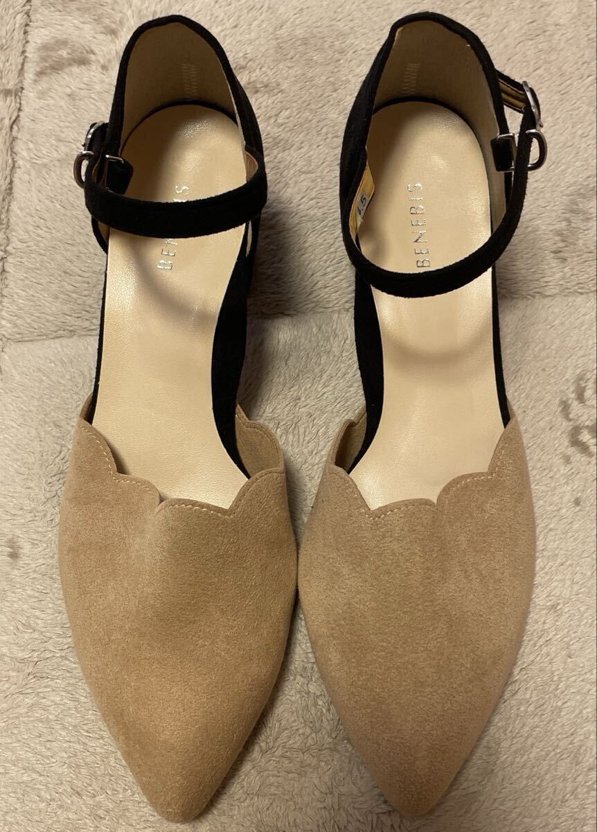 ベネビス スエード バイカラー パンプス ストラップ 24.5cm ベルメゾン 新品拍卖
