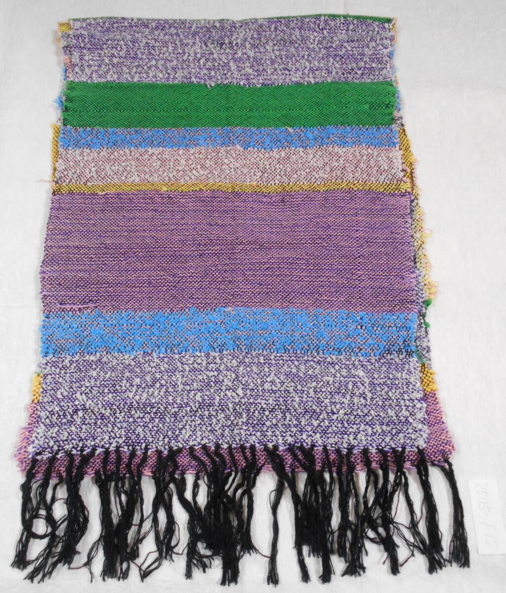 ローズ、黄緑、ピンク、グリーンなどの横縞模様のマフラー/さおり織風の手織/2505-F15拍卖