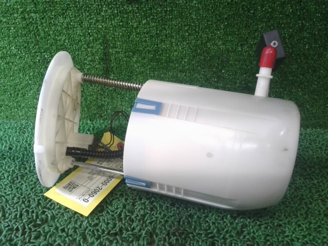 クラウンマジェスタ DBA-URS206 フューエルポンプ 8S6 101962-2462 77020-30342拍卖