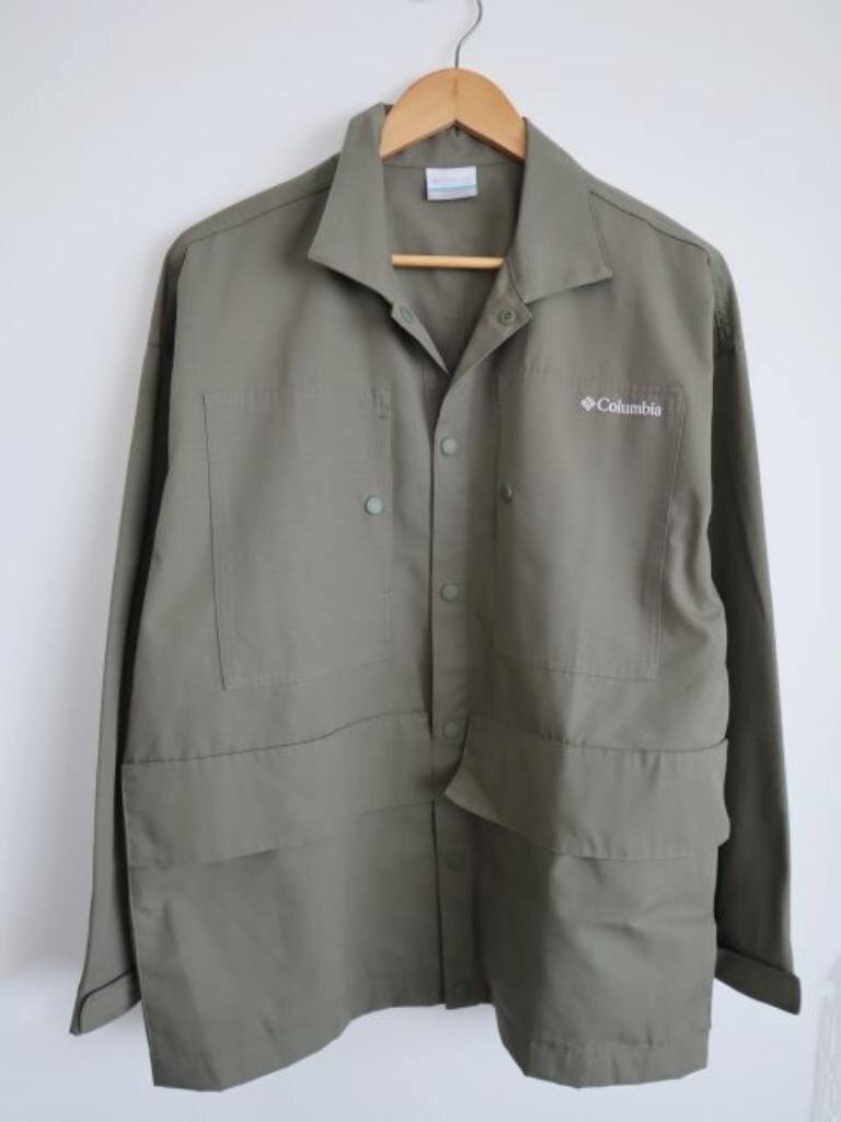 【送料込】Columbia コロンビア グローリーバレーキャンパーズジャケット 【メンズ】Mサイズ カーキ ホワイト 美品 6457548拍卖