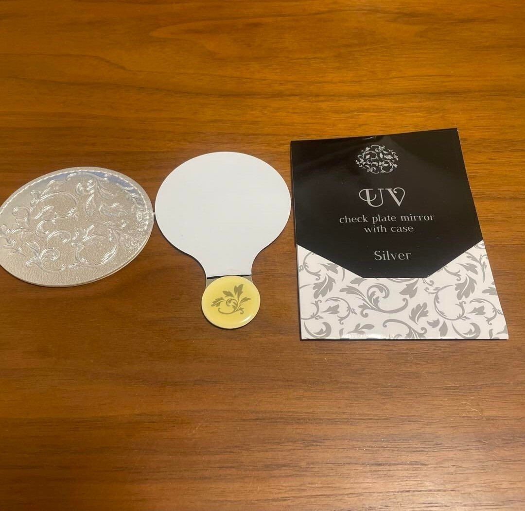 新品 未開封 UVチェックプレートミラー ケース付き シルバー 紫外線 チェック 鏡 ミニ 持ち運び ミラー 紫外線 UV 対策拍卖