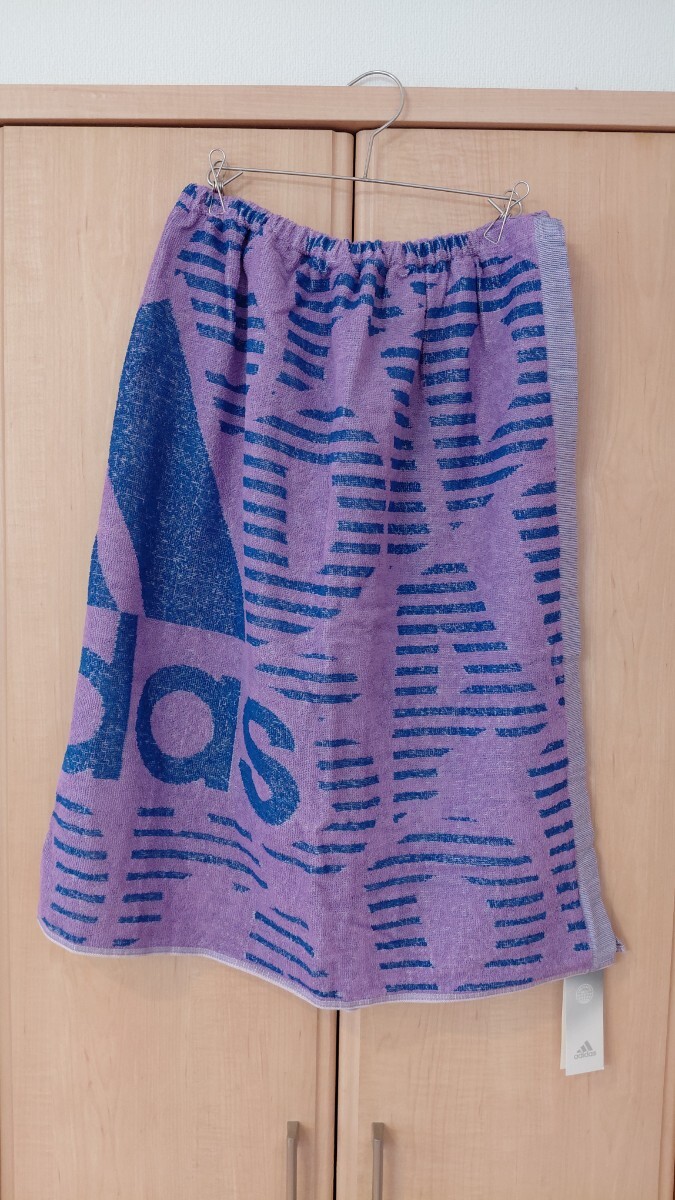 【新品未使用】『adidas(アディダス)』ラップタオル拍卖
