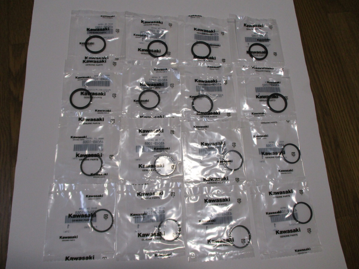 送料無料★新品★ゼファー400χ(ZR400G2~G6)★ゼファー1100(ZR1100)★純正フロントキャリパーシールセット 左右拍卖