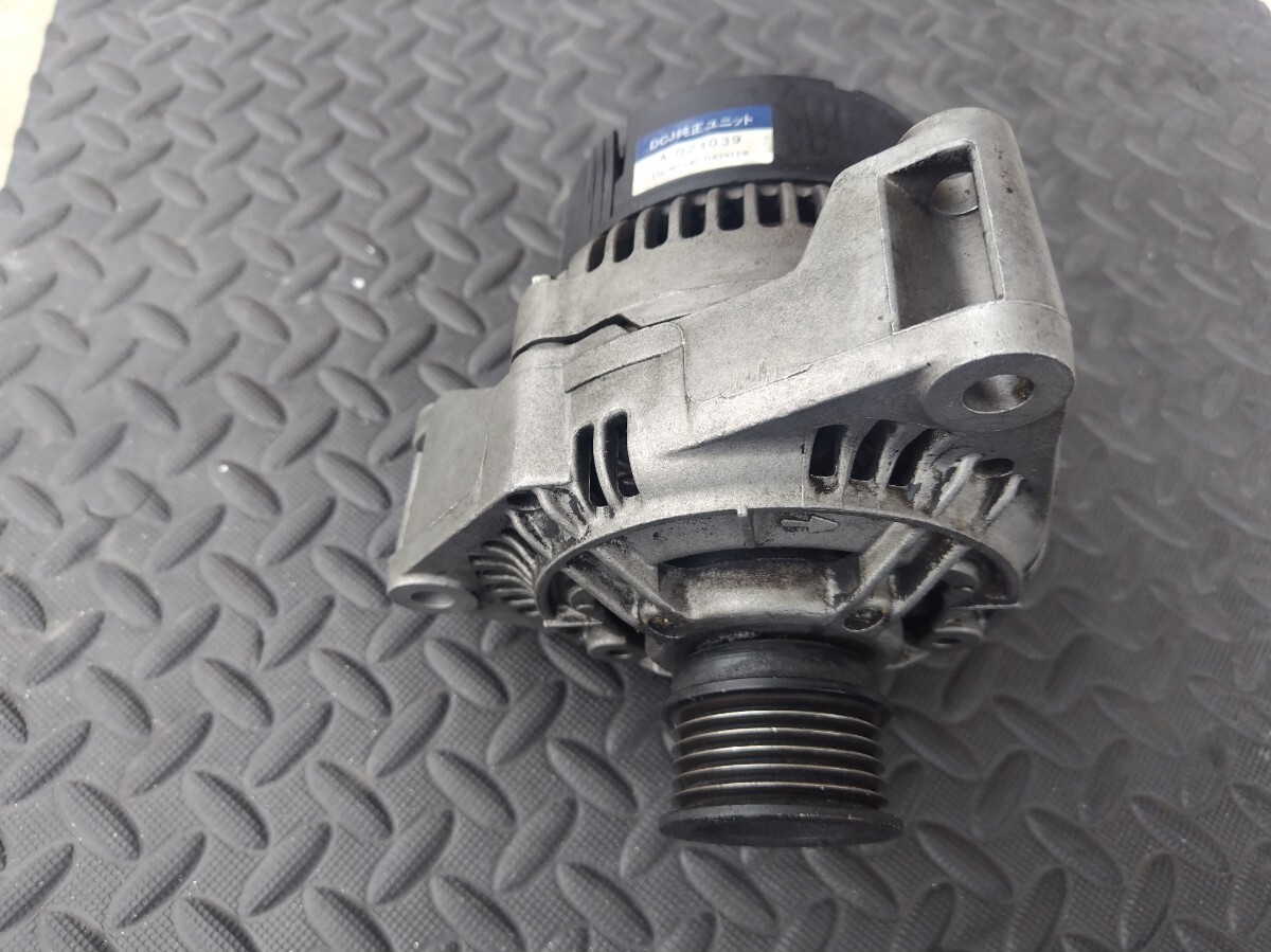 W124 純正BOSCHオルタネーター 90A メルセデスベンツ E320 E280ほか拍卖
