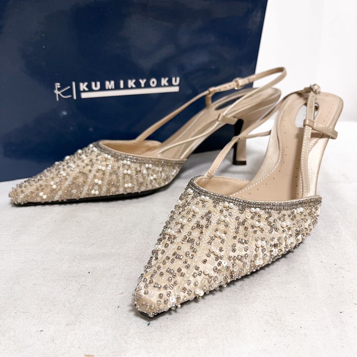 和810★ 箱付き kumikyoku 組曲 パンプス ミュール スリングバック ヒール ビジュー M ベージュ レディース拍卖