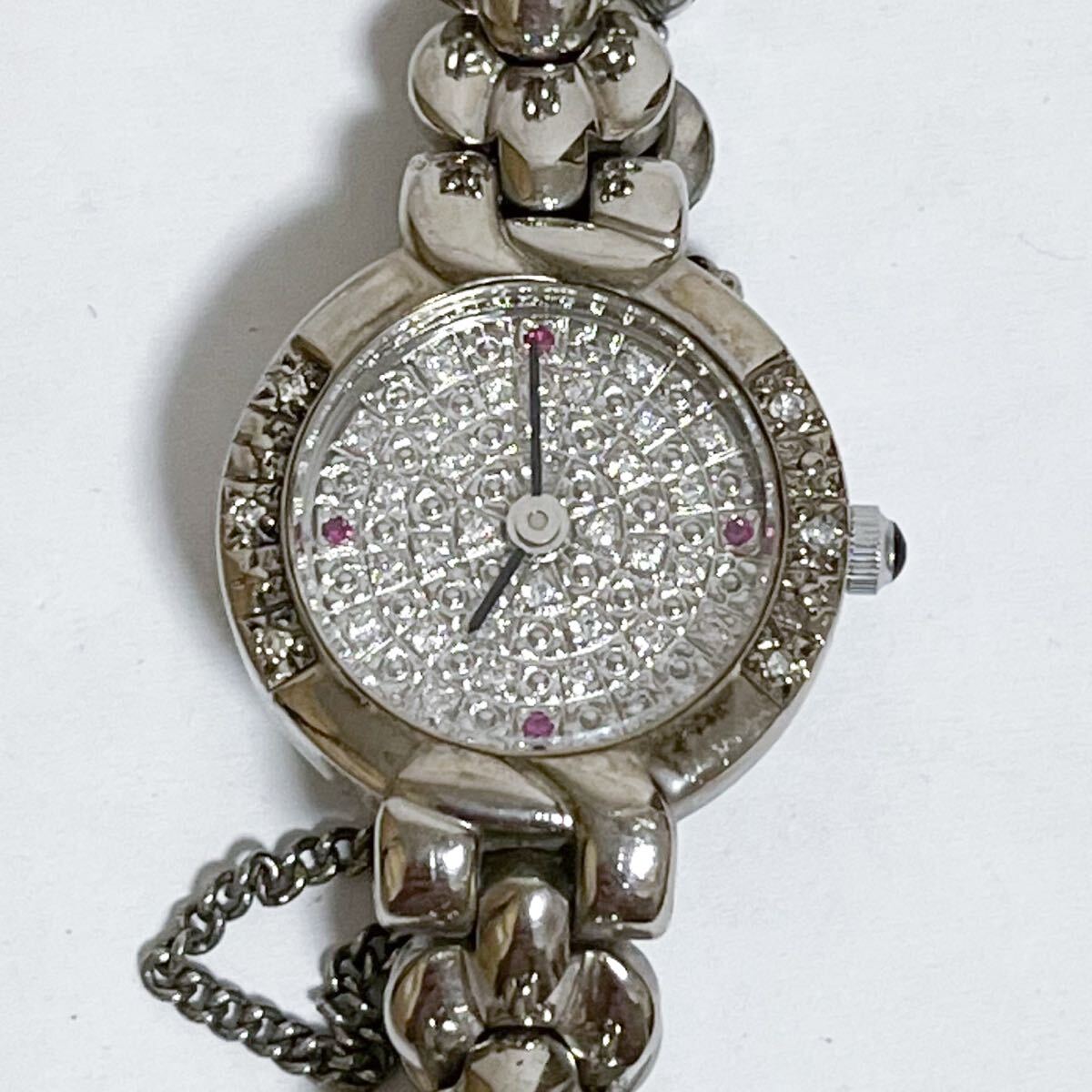 和822★ HILTON HQ-907W ヒルトン クォーツ 腕時計 ウォッチ 2針 シルバー メタルバンド レディース拍卖