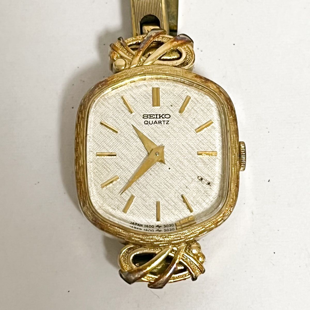 和822★ SEIKO ASGP 1400-6660 060458 セイコー クォーツ 2針 腕時計 ウォッチ シルバー ゴールド メタルバンド レディース拍卖