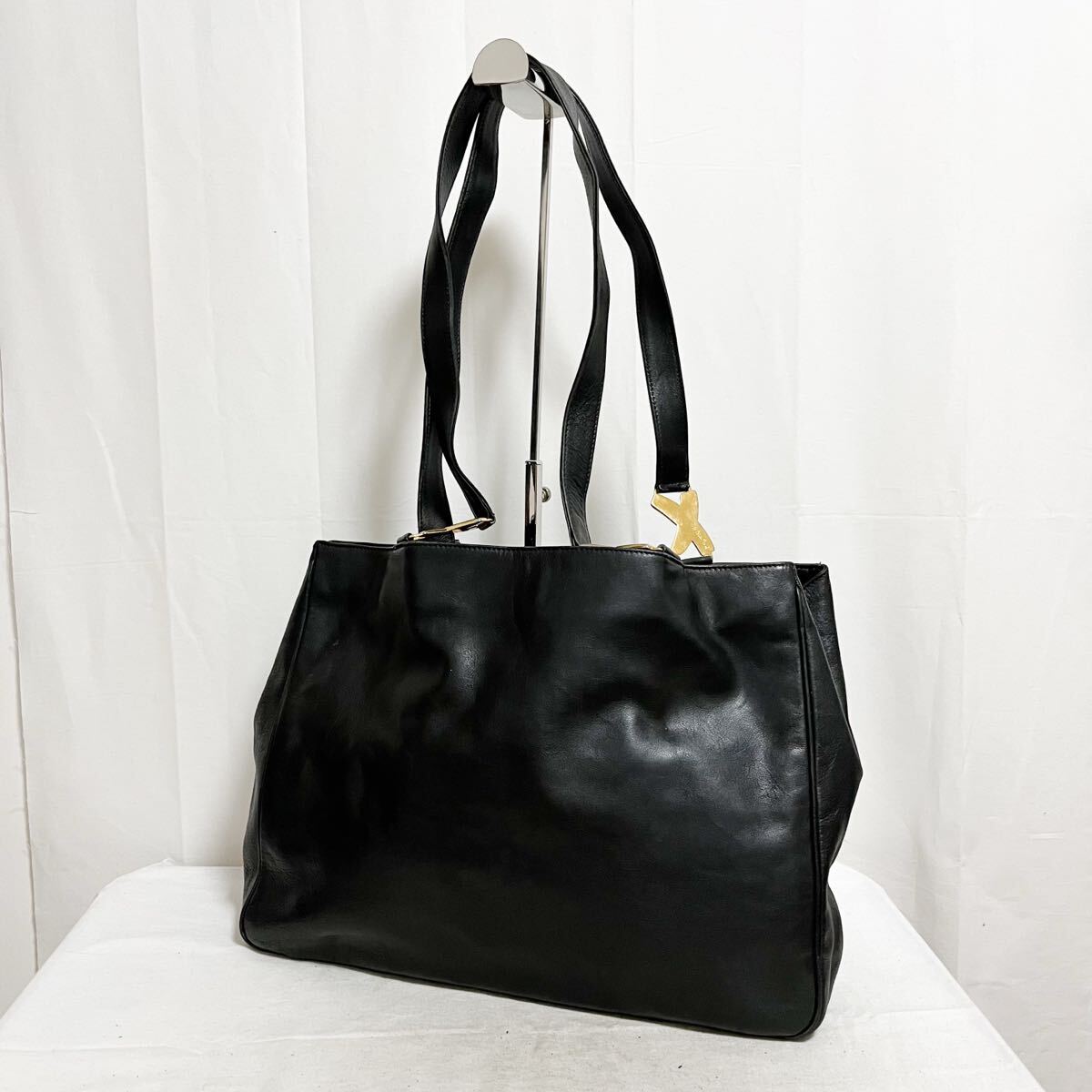 和823★ by Paloma Picasso パロマピカソ レザーバッグ トートバッグ 肩掛けバッグ ビジネスバッグ ブラック レディース拍卖