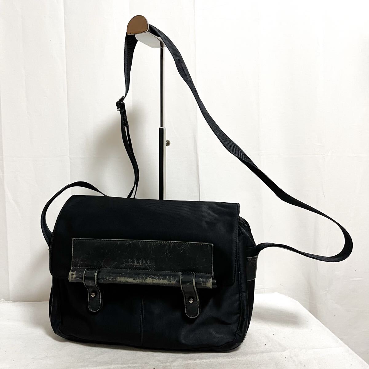 和823★ MICHIKO LONDON KOSHINO ミチコロンドン ショルダーバッグ 斜めがけ 切替 ブラック レディース拍卖