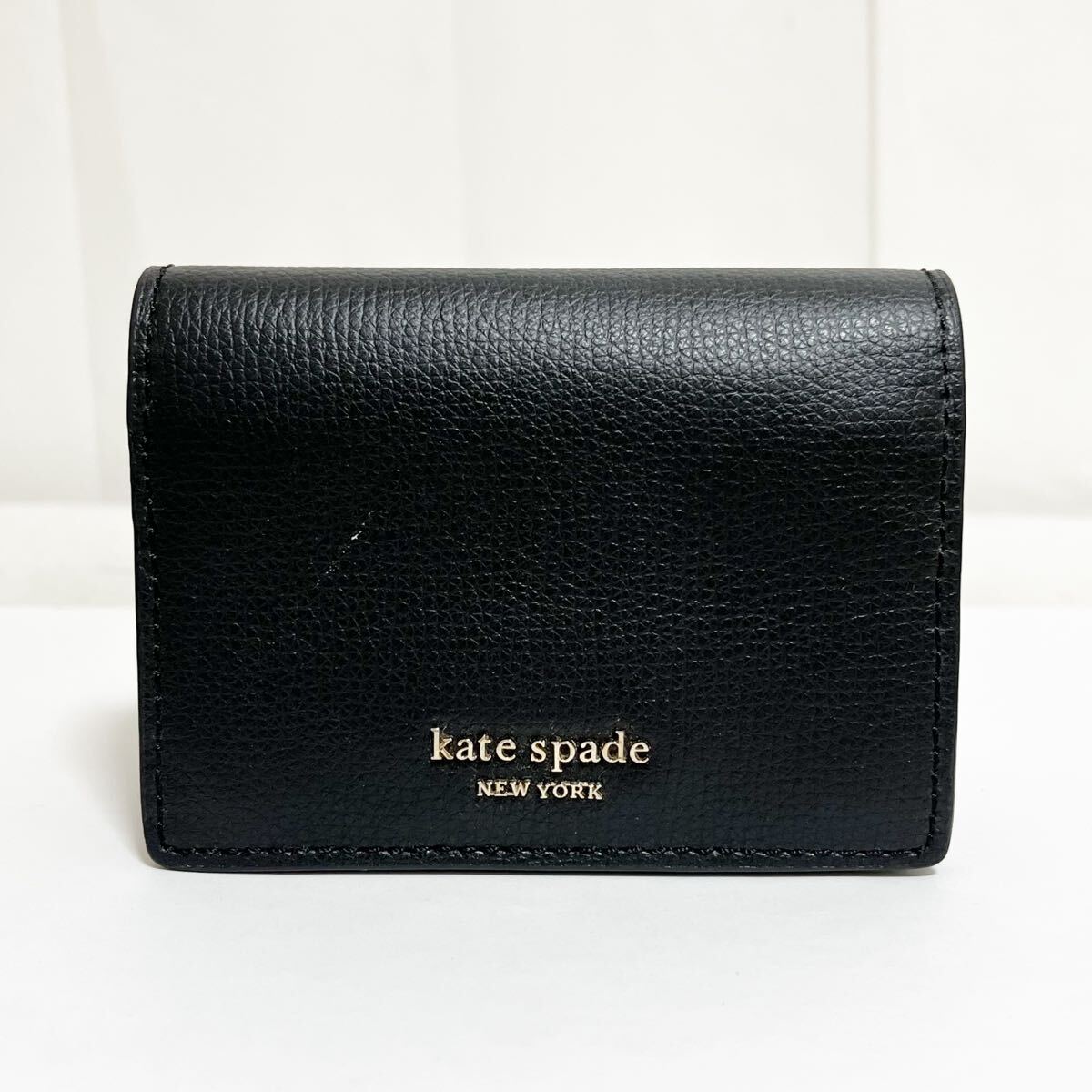 和827★ kate spade NEWYORK ケイトスペード ニューヨーク レザー 2つ折り財布 コンパクトウォレット ブラック レディース拍卖