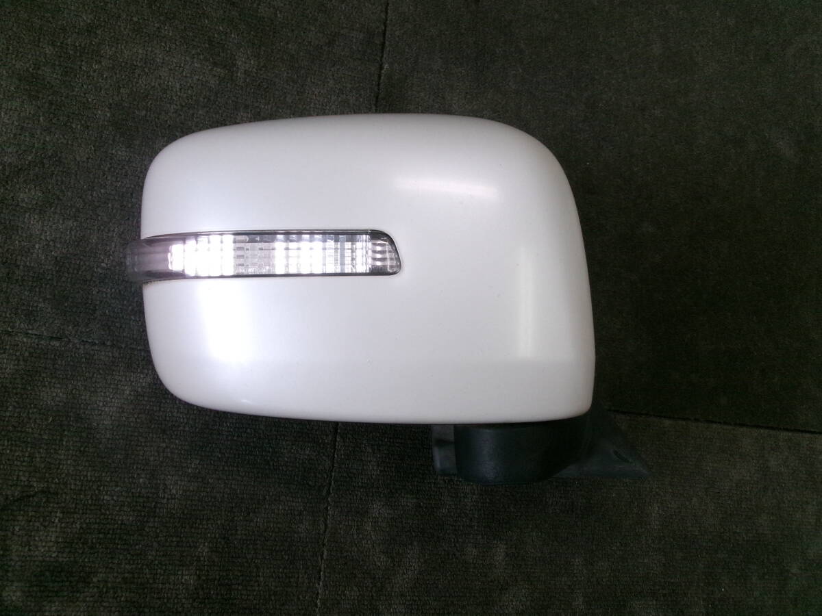 MK32S スペーシアカスタム 右ドアミラー Z7T拍卖