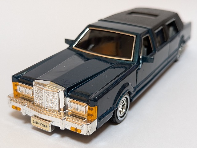 リンカーン・タウンカー・リムジン(ダークグリーン)【箱無・中古・美品】サニーサイド拍卖