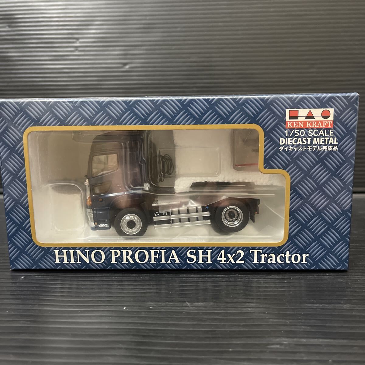 ケンクラフト プラッツ 1/50スケール ダイキャストモデル日野プロフィア SH 4x2 ハイルーフ・ダークブルーメタリック拍卖