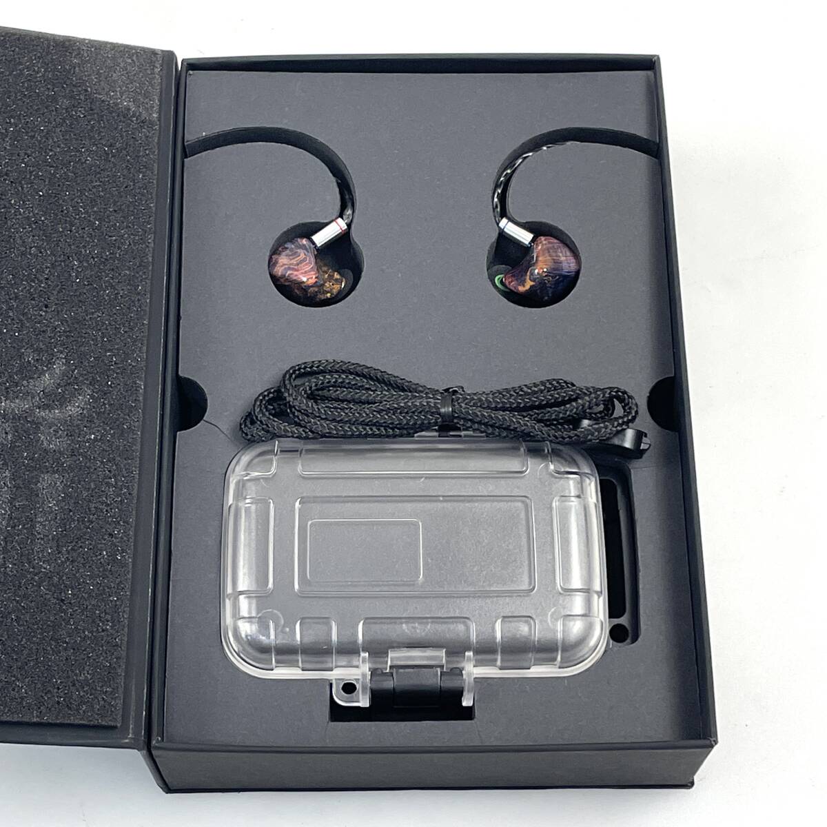 Thie audio Legacy 9 8BA+1DDハイブリッド型HiFiイヤフォン セーオーディオ 25H 北2拍卖