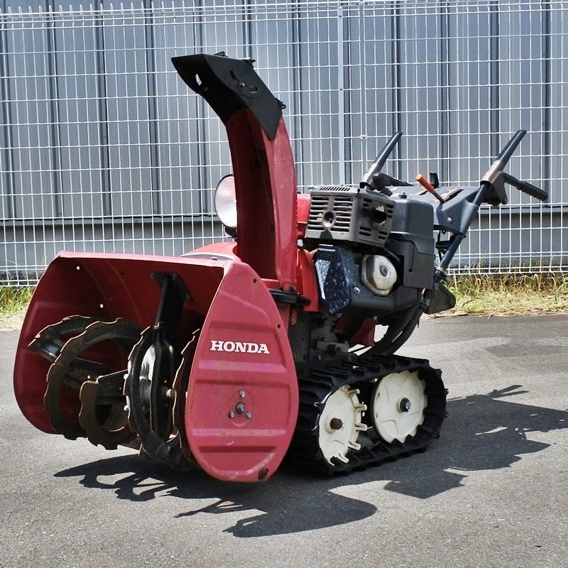 【宮城】ホンダ 除雪機 HSS1170n 11.8馬力 除雪幅 約71cm Honda 小型 セル付 リコイル エンジン 雪かき 除雪 雪のけ 排雪 東北 中古拍卖