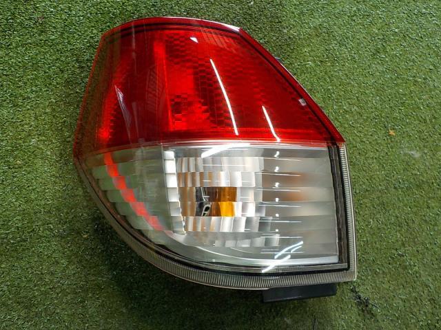 デリカD2 MB15S 左外側テールランプ コンビランプ バルブ式拍卖