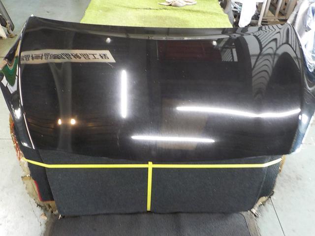 プレマシー CWEFW ボンネットフード A3F/黒【個人宅宛発送不可】拍卖