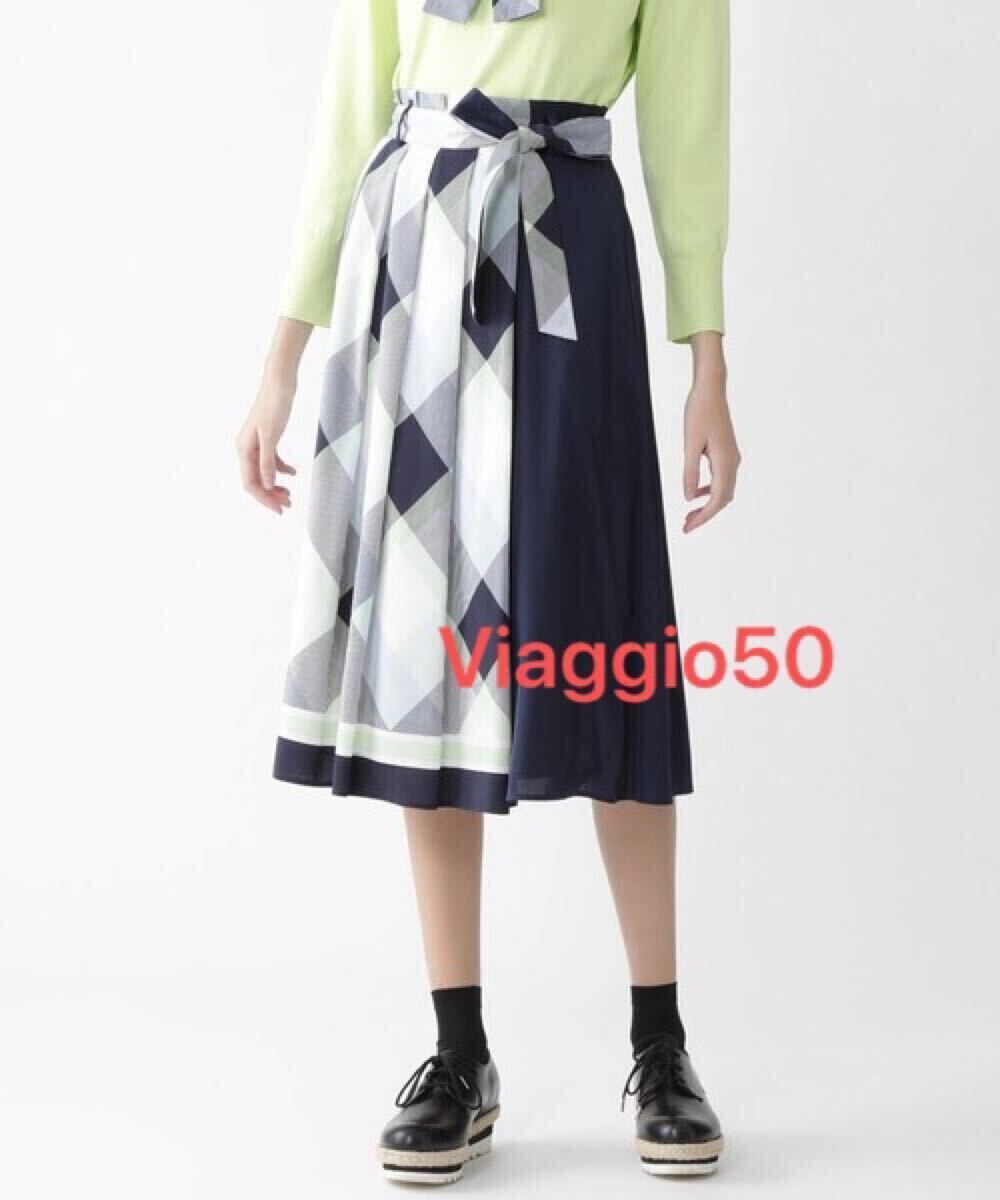 【新品 タグ付き】ブルーレーベルクレストブリッジ スカーフプリントスカートBL拍卖